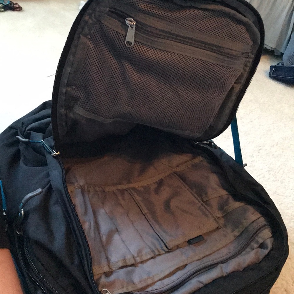 Northface Backpack With Padding For Laptop - image 5